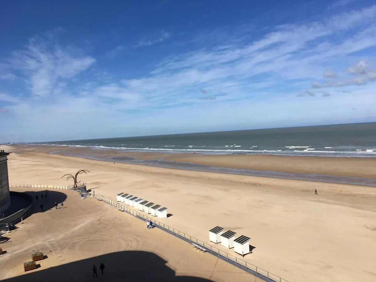 Geniet Van De Zee Met Dit Top-Appartement Fuji Ostend contacts